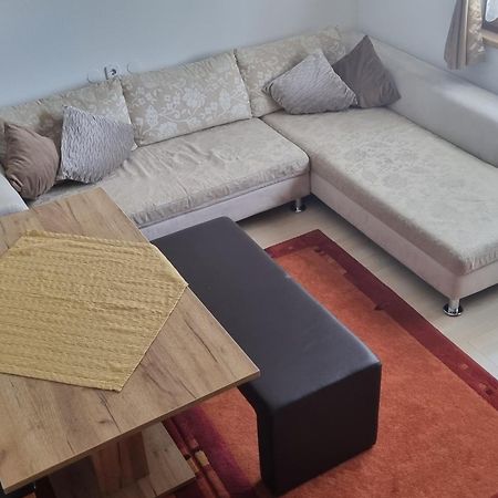 Haus Aras Lägenhet Prutz Exteriör bild