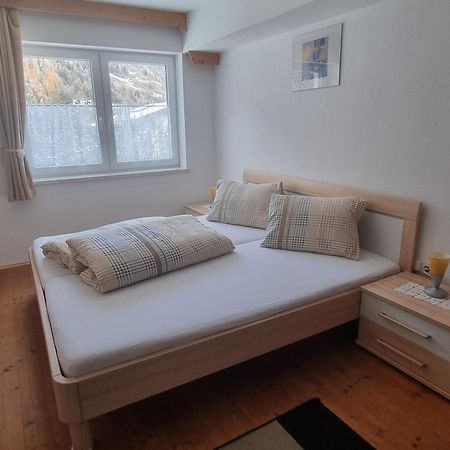 Haus Aras Lägenhet Prutz Exteriör bild