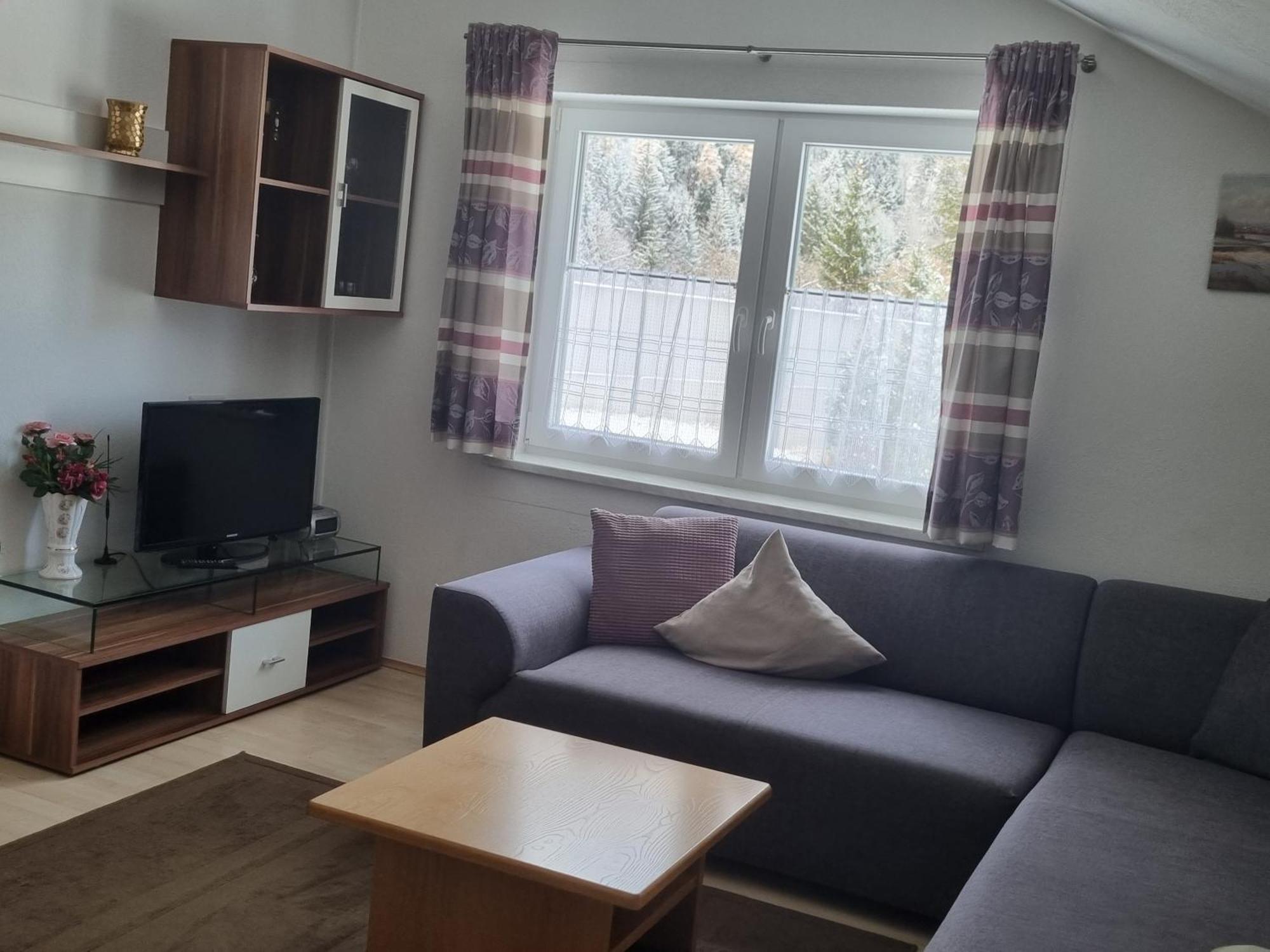Haus Aras Lägenhet Prutz Exteriör bild